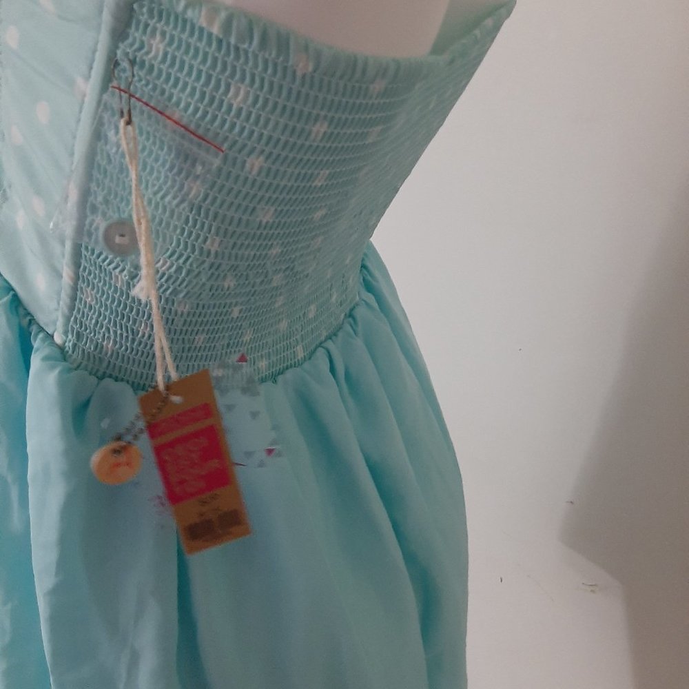Dress - Picture 2 of 4